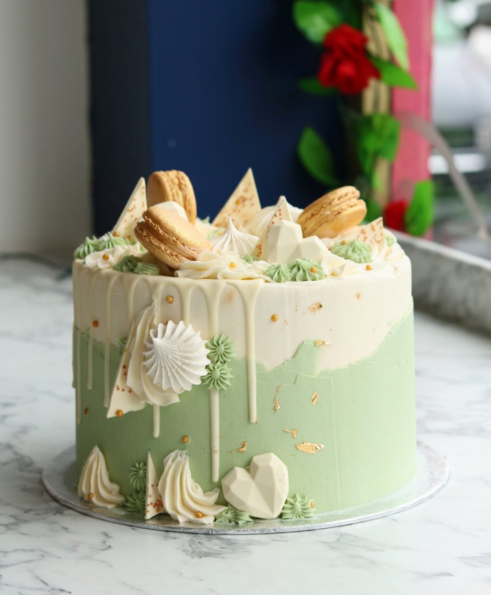 Claire Elizabeth Creates tweet media