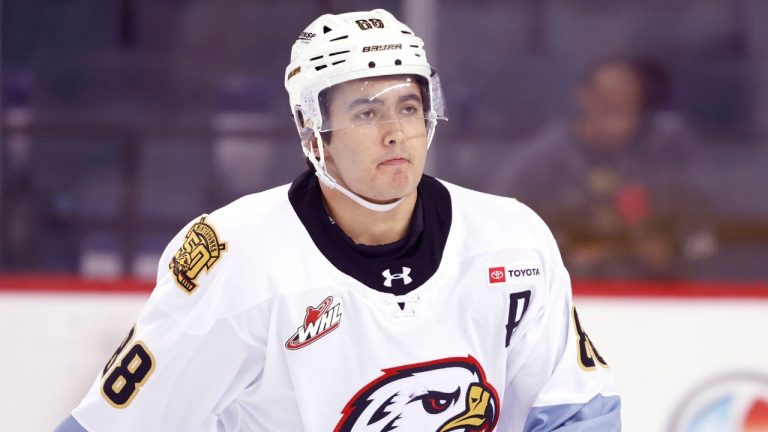 ATHornHockey's tweet photo. SIGNED: The Vegas Golden Knights have signed C Alexander Weiermair to a three-year, entry-level contract, worth $975,000 annually, beginning next season (2026-27).

Weiermair will remain with Portland (WHL) this season.

#NHL #VegasBorn 

(📷: Sportsnet) https://t.co/V6U155hM1R