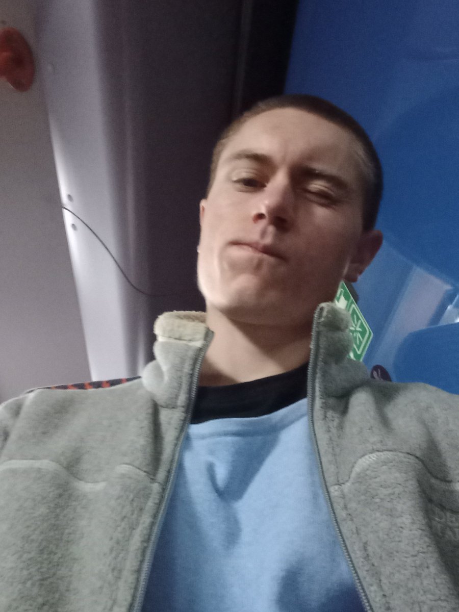 Simon Schäfer tweet media