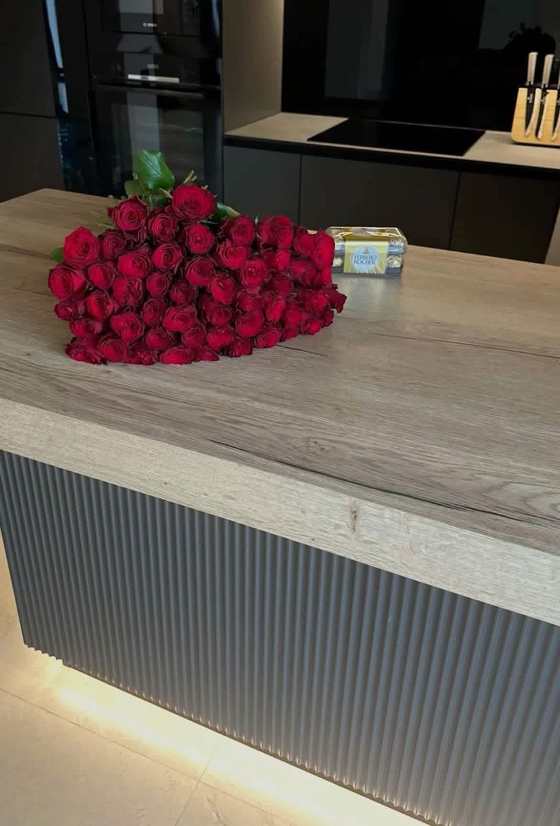 اللهم بارك لي في وقتي و رزقي و جهدي، و جسدي و مالي و عملي، و ارزقني البركة في كل شيء ، اللهم اجعلني مباركة اينما كنت♥️