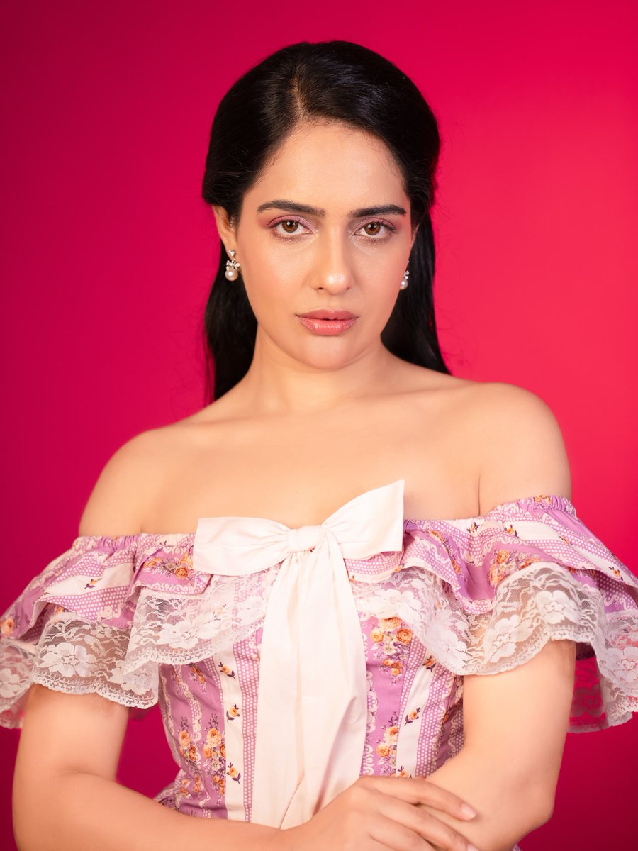 Weekendvibes_'s tweet photo. Malvi Malhotra 🤍💜🎀
#Malvi #MalviMalhotra https://t.co/Sk6kWwYhpD