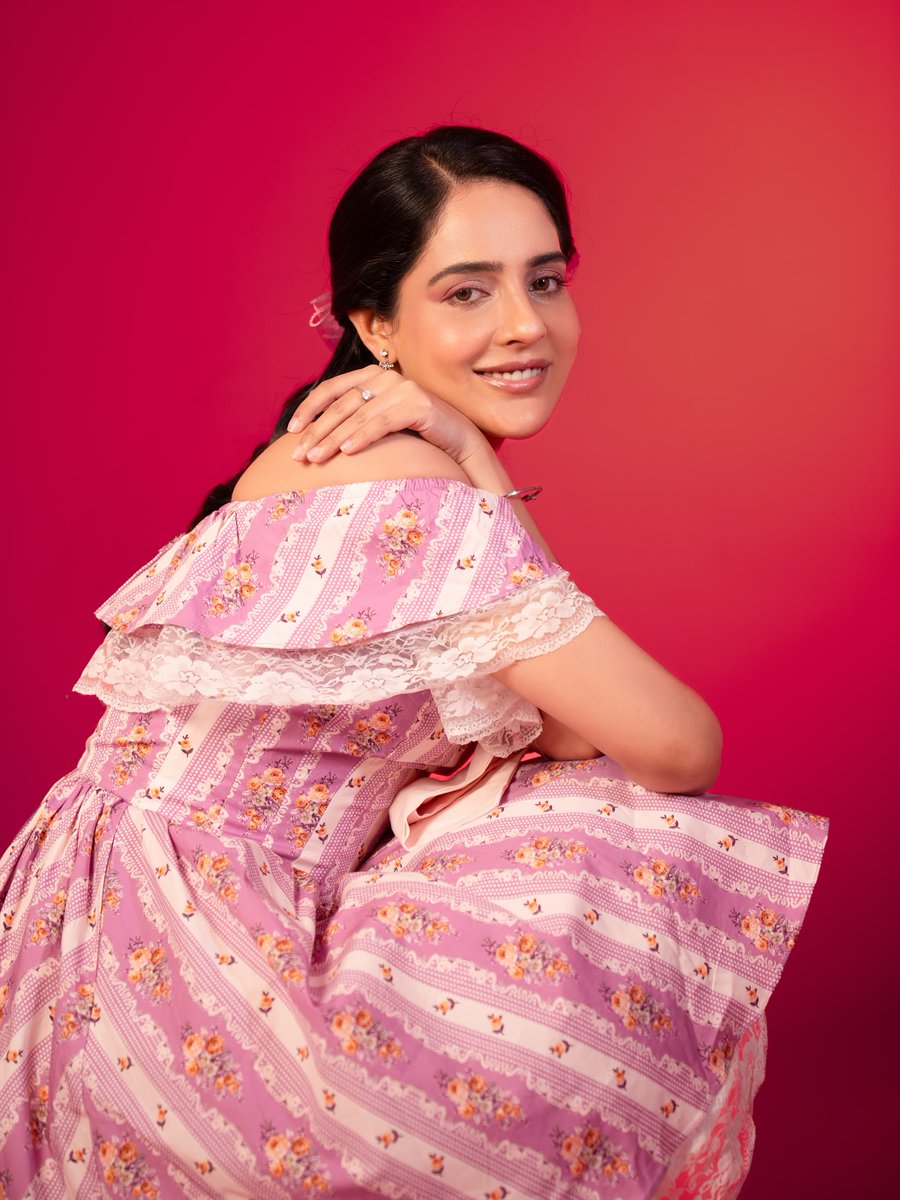 Weekendvibes_'s tweet photo. Malvi Malhotra 🤍💜🎀
#Malvi #MalviMalhotra https://t.co/Sk6kWwYhpD