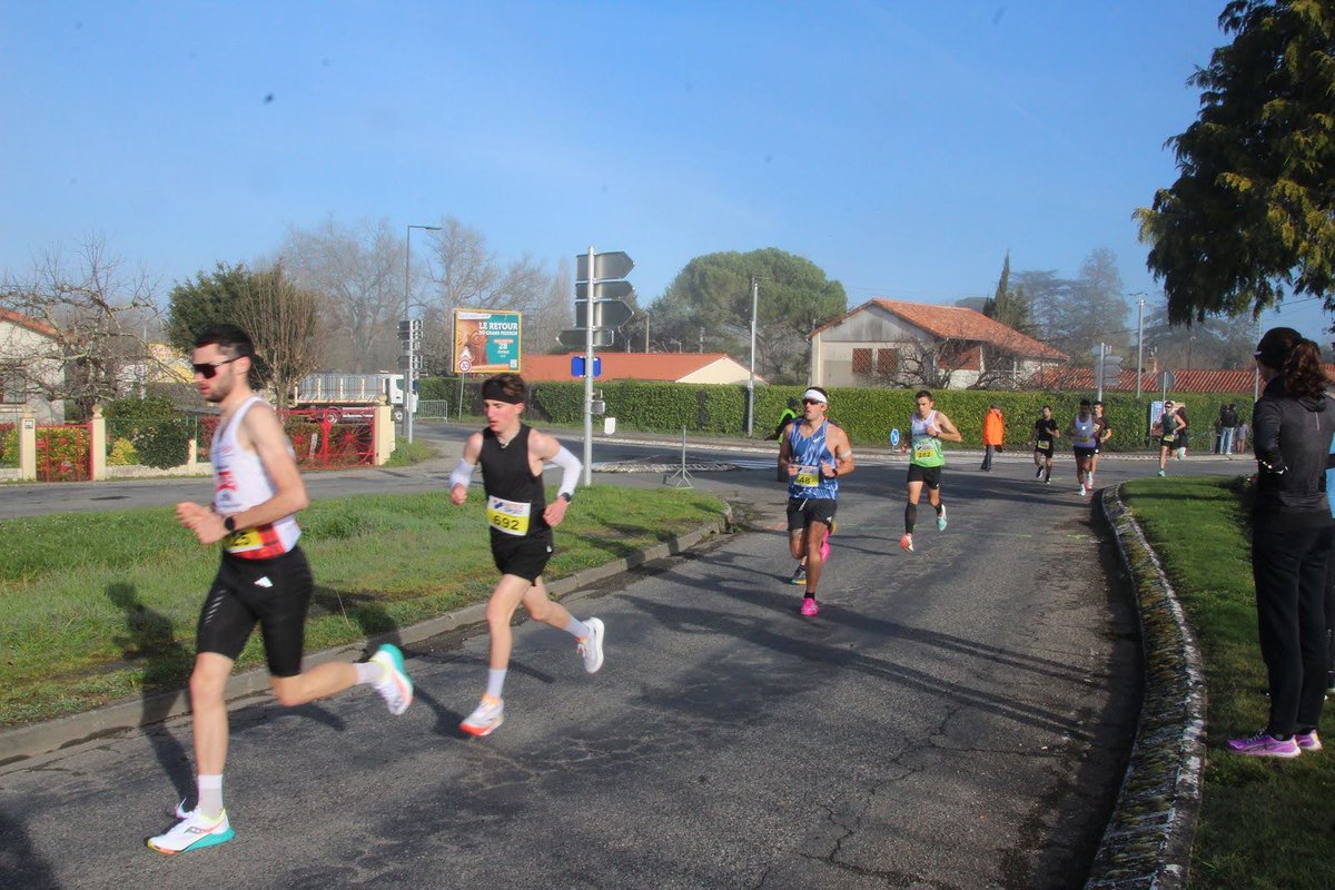 RunningMag's tweet photo. Un week-end dans la région entre @24hdecapitany et @souffledugers toutes les photos et vidéos sont sur https://t.co/iQ0IXgDdZY https://t.co/gDg88aVOjl