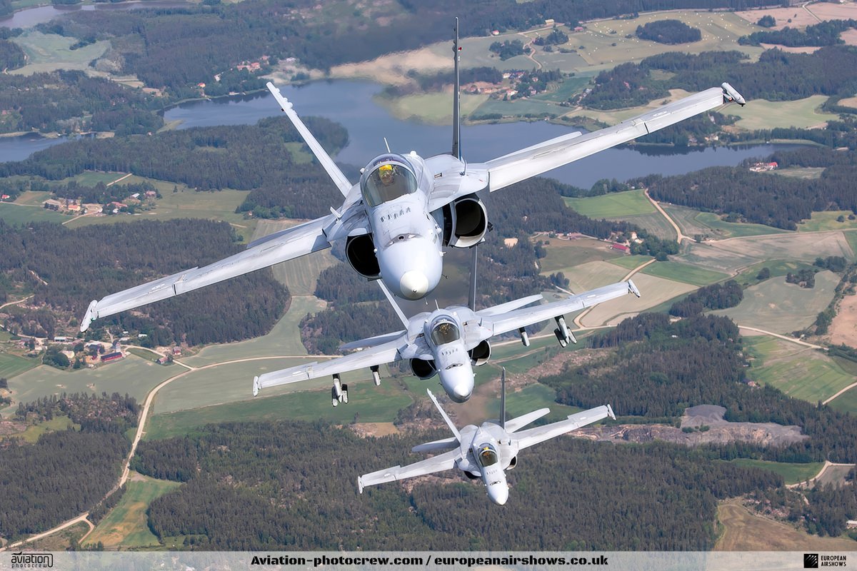 European Airshows tweet media