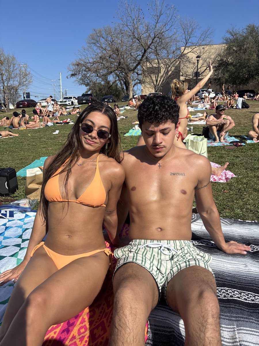 𝔤𝖆𝖇𝖊 tweet media