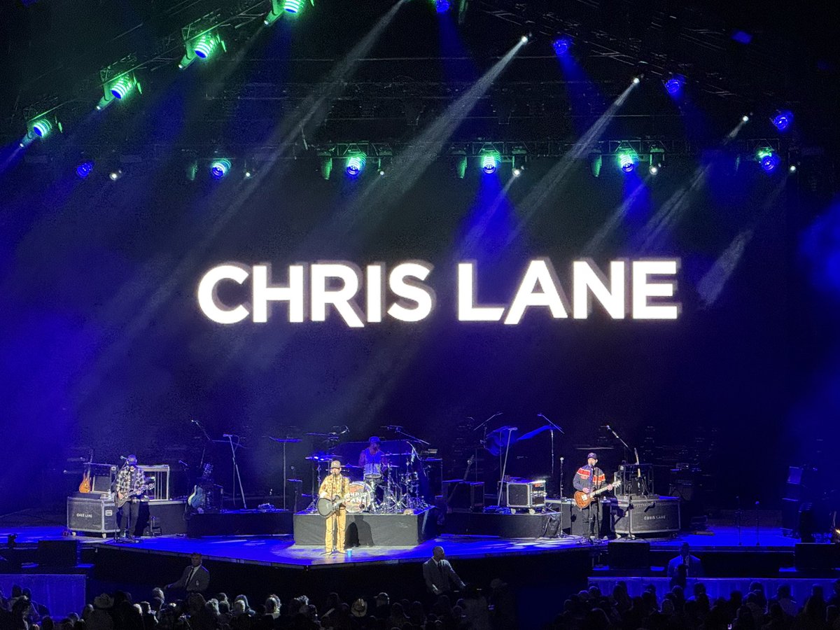 Coach_Spence's tweet photo. Went to the Life is a Highway tour last night! https://t.co/gYuDMYKxKo