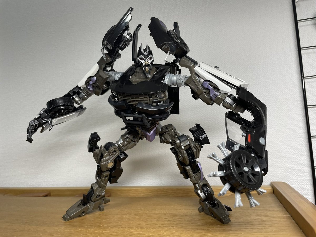 ヒューマンアライアンス大好き！ 個人的に、バリケードは胸元を劇中