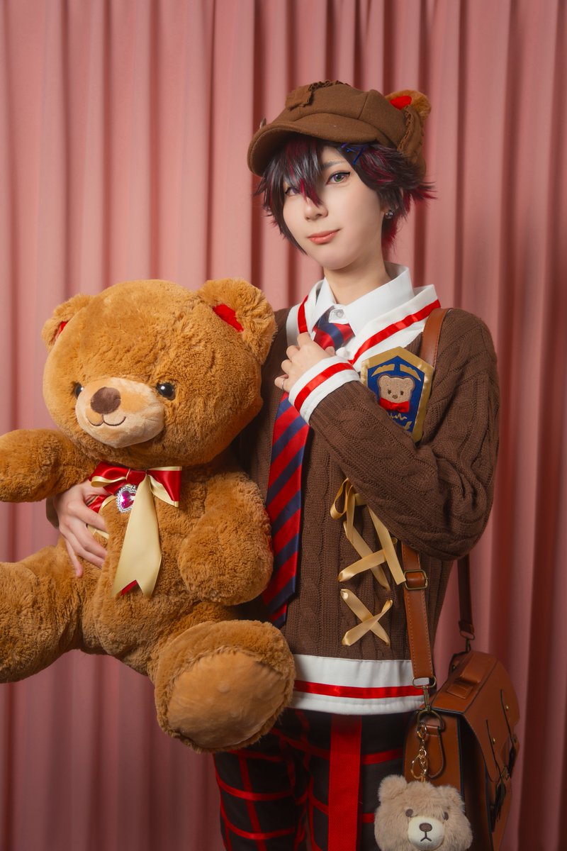 Cosplay*🌈🕒…🍇(グッズ衣装)

.☆.｡.:*・°
                  🧸𖤐 ̖́-
                              °・*:.。.☆

📸key(<a href="/key39000322/">key</a> )さん
 #くまいろValentine