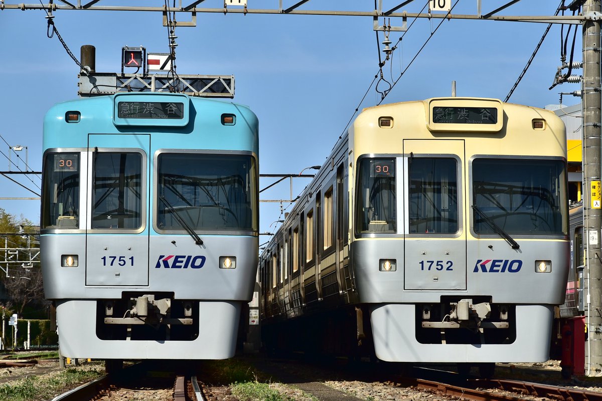 Bus_Photo_'s tweet photo. 3/1
京王電鉄 井の頭線1000系営業運転開始30周年記念車両撮影会

地元路線ということで第1部に参加してきました。
晴天の中、綺麗な7色を存分に撮影することができました。
HM取り付け･幕変更無し、停止位置も完璧。
言うことなしの撮影会でした。

これで7000円はありがてぇ… https://t.co/oOSlZFYAXq