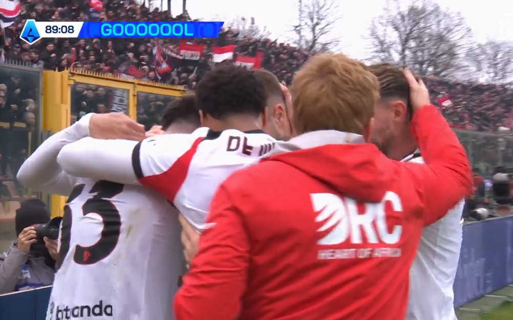 MilanClubPeru's tweet photo. TRIUNFO SOBRE EL FINAL

Milan venció 2-0 al Cremonese por la fecha 27 de la Serie A. Goles en el final de Pavlovic y de Leao. Milan llegará así al derby de la semana que viene ante Inter. https://t.co/Wyh07CQ97P