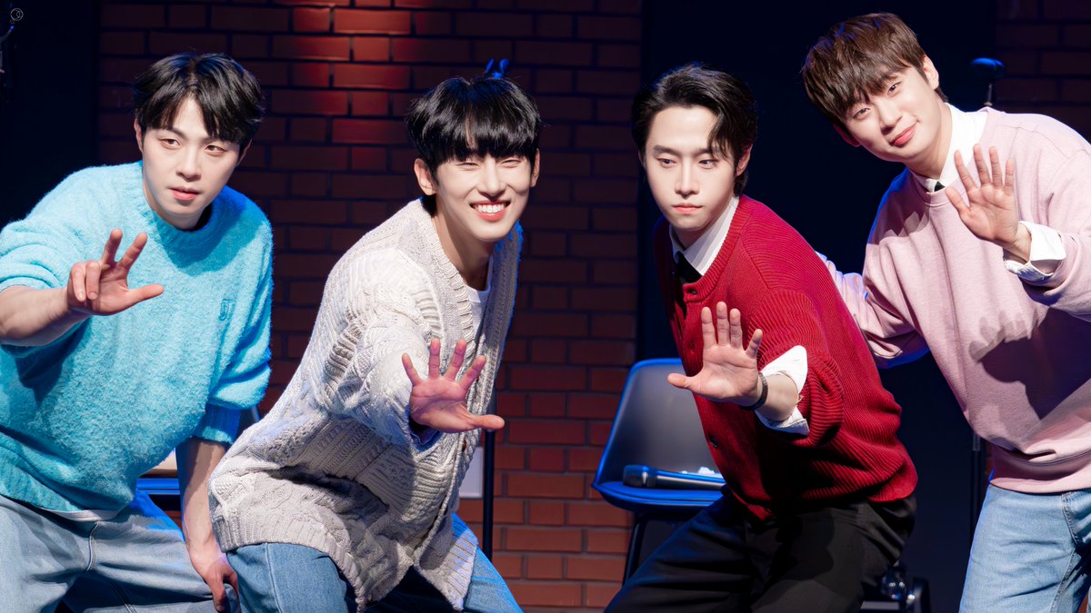 260301 모리스 콘서트

#정재환 모리스
#박정원 클라이브
#박주혁 알렉
#정지우 알렉