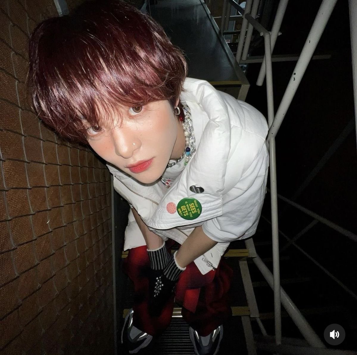 ˃ ⤙ ˂ tweet media