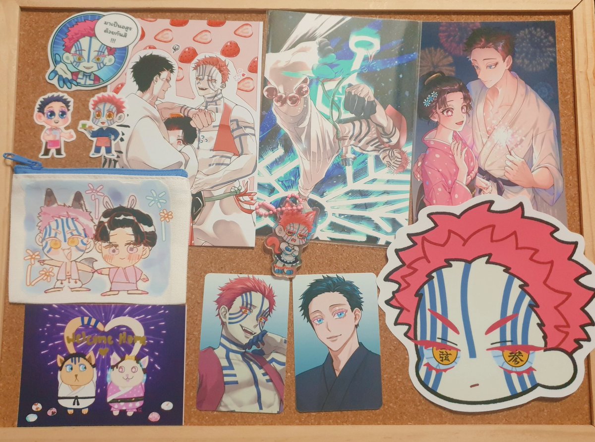 รวมของที่ได้จากงานคาเฟ่ค่ะ อ้ากกกกก ไม่คิดไม่ฝันว่าตัวเองจะได้มีดวงแบบนี้ ได้รับแสตนดี้คุณฮาคุจิกลับบ้าน ย้ากกกกก😭😭😭💗💗

#AkazaNoHanabiCafe