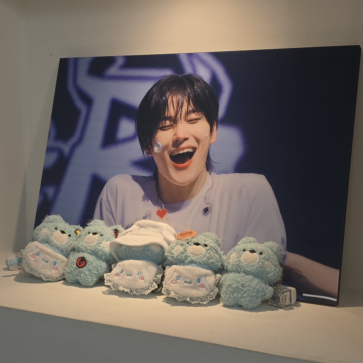 pbqper's tweet photo. 한빈이와 함께 하는 세 번째 생일🫰🩵 
애둥이 빈나단 사랑행🩵🩵🩵🩵🩵 https://t.co/rbMcYkOMKG