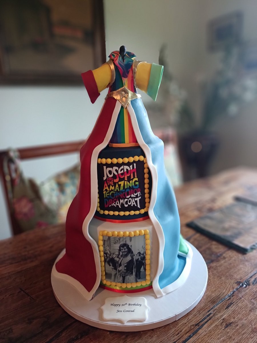 Jess Conrad OBE tweet media