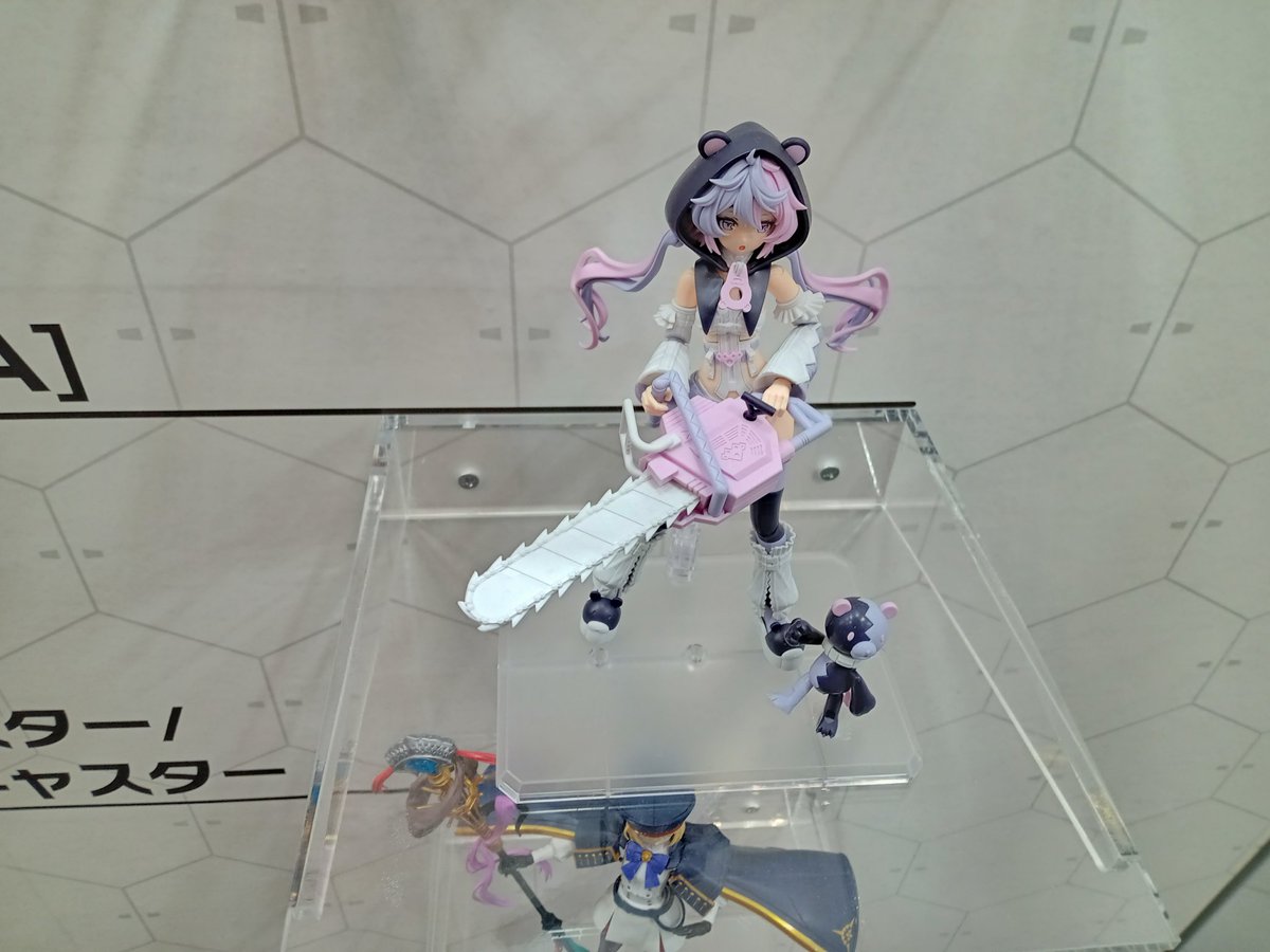XyTXuoA00i2022's tweet photo. デザイン画の細かさがすごい。
いろいろ展示が見れて、良かった。
ドクロ💀達がヒャッハーしている。
#30MINUTESLABEL https://t.co/oM9R8ugCvB