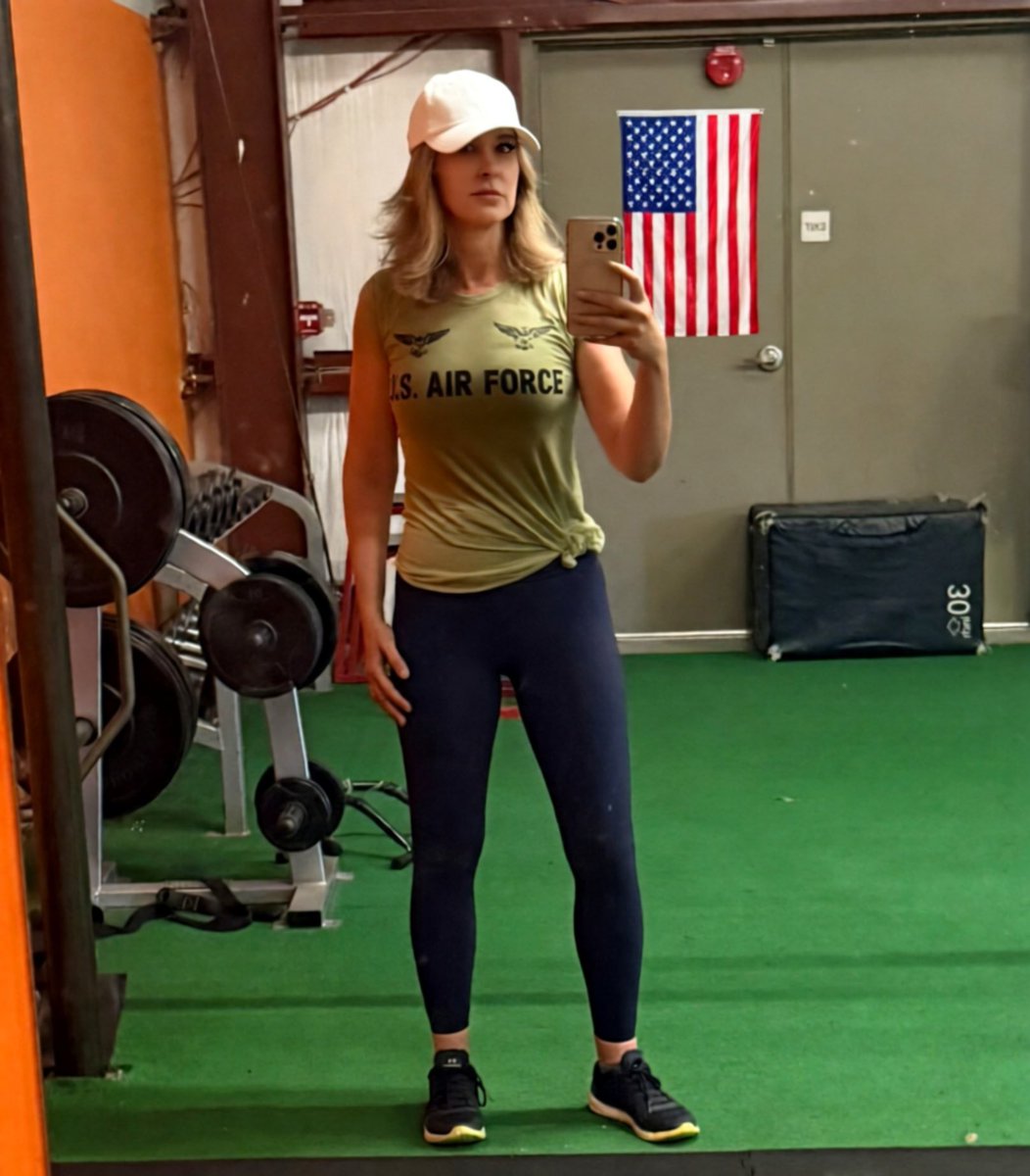 Gretchen Smith tweet media