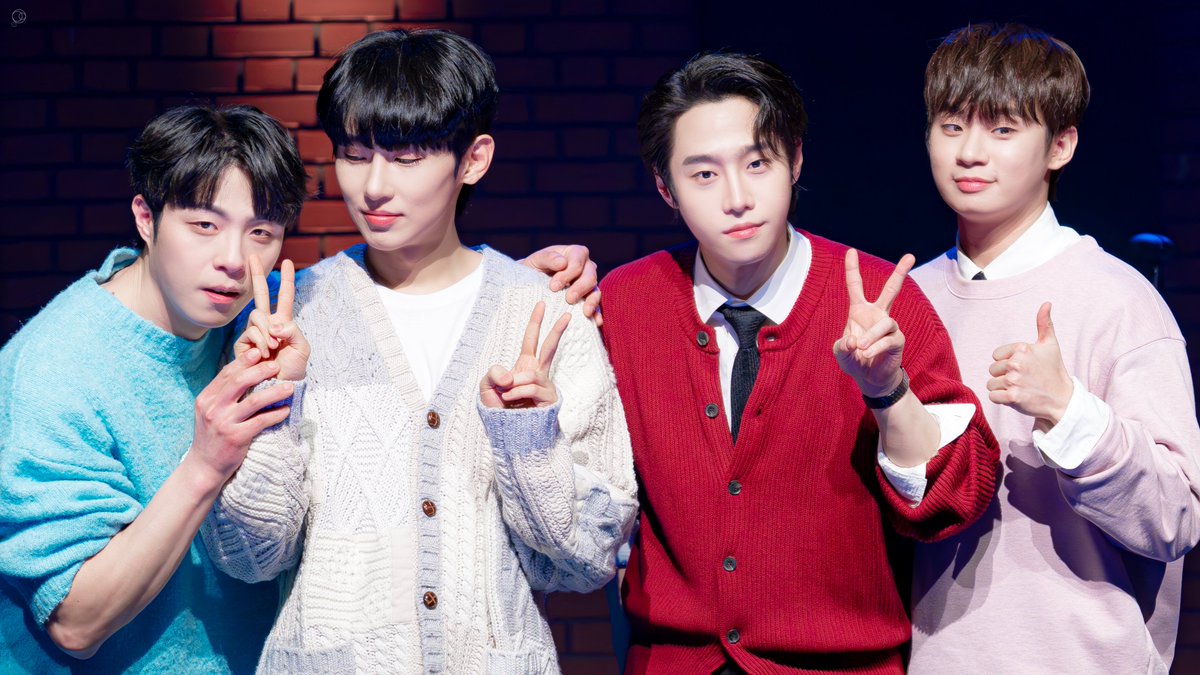 260301 모리스 콘서트

#정재환 모리스
#박정원 클라이브
#박주혁 알렉
#정지우 알렉