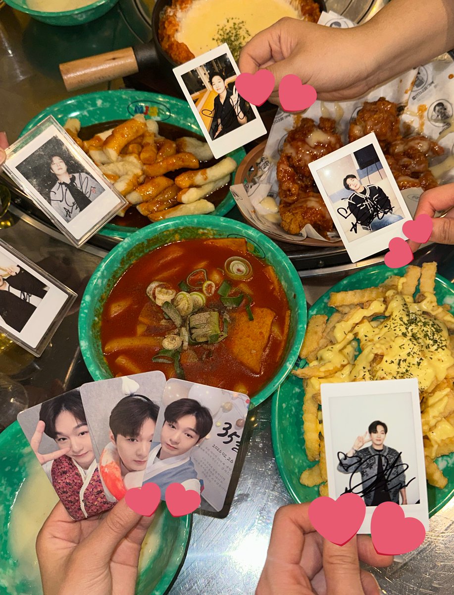 sori_dot's tweet photo. 📍건대 민지슈퍼
귀여운 남자보고 남은 여운으로 걸스토크 들어가볼게요 ෆ
창섭아 다시한번 생일축하해 〰️💗💗
#창섭이를_위한_맛집이지오 https://t.co/6WhXvav63B