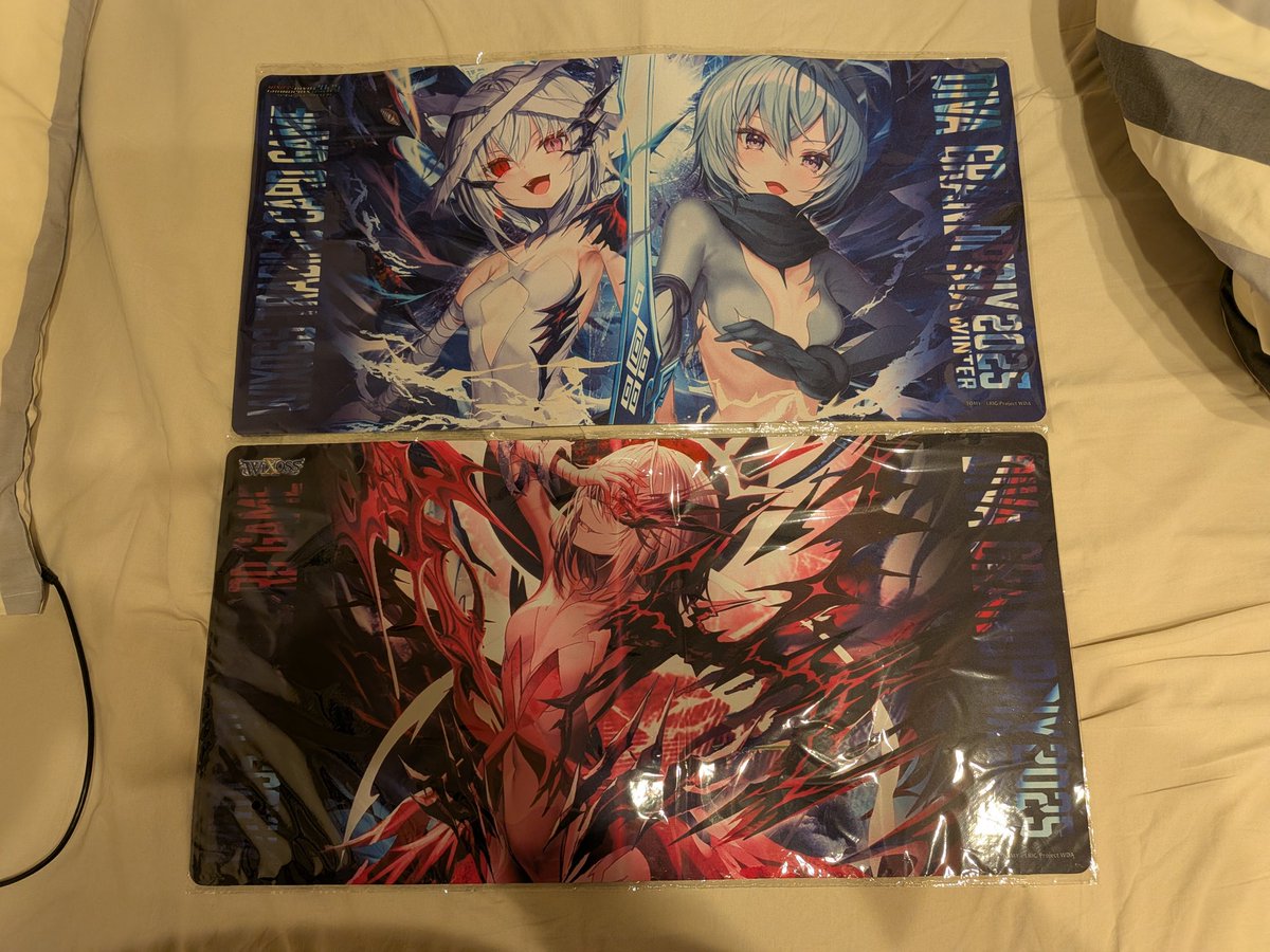 GPの参加賞とクイックトナメのプレマ並べてみました。
かなりエモいですね…。