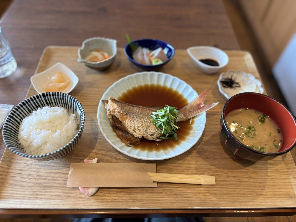 suienshindoi's tweet photo. 仕事で疲れすぎたのでリフレッシュしたくて広島行ってきた🍁 https://t.co/f0a4KDD9X0