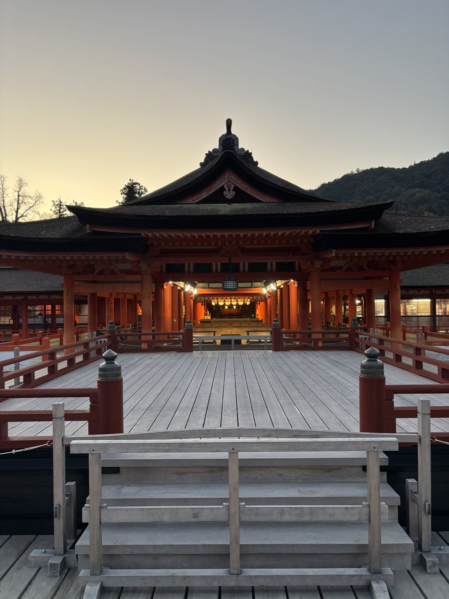 suienshindoi's tweet photo. 仕事で疲れすぎたのでリフレッシュしたくて広島行ってきた🍁 https://t.co/f0a4KDD9X0