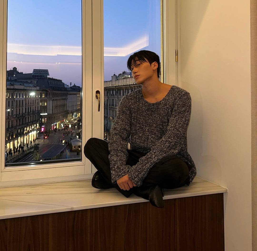 Hem bu kadar heybetli hem de bu kadar minicik olmayı nasıl beceriyor