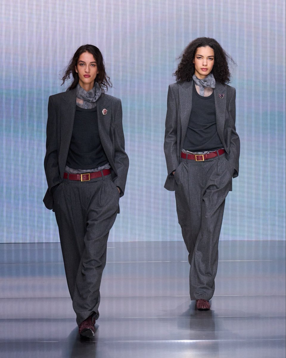 Milano Fashion Week tweet media