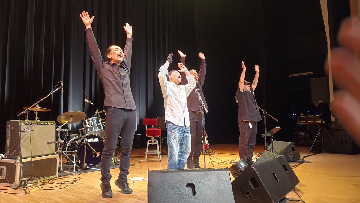 ishijiro28's tweet photo. 寝屋川アルカスホール泉谷しげる全力ライブwithBAND  バンドを見ると「やっぱりバンド！」って思うし、ソロを見ると「ソロ最高！」って思う #泉谷しげる #藤沼伸一 #渡邉裕美 #板谷達也 https://t.co/PITKLBWEsi