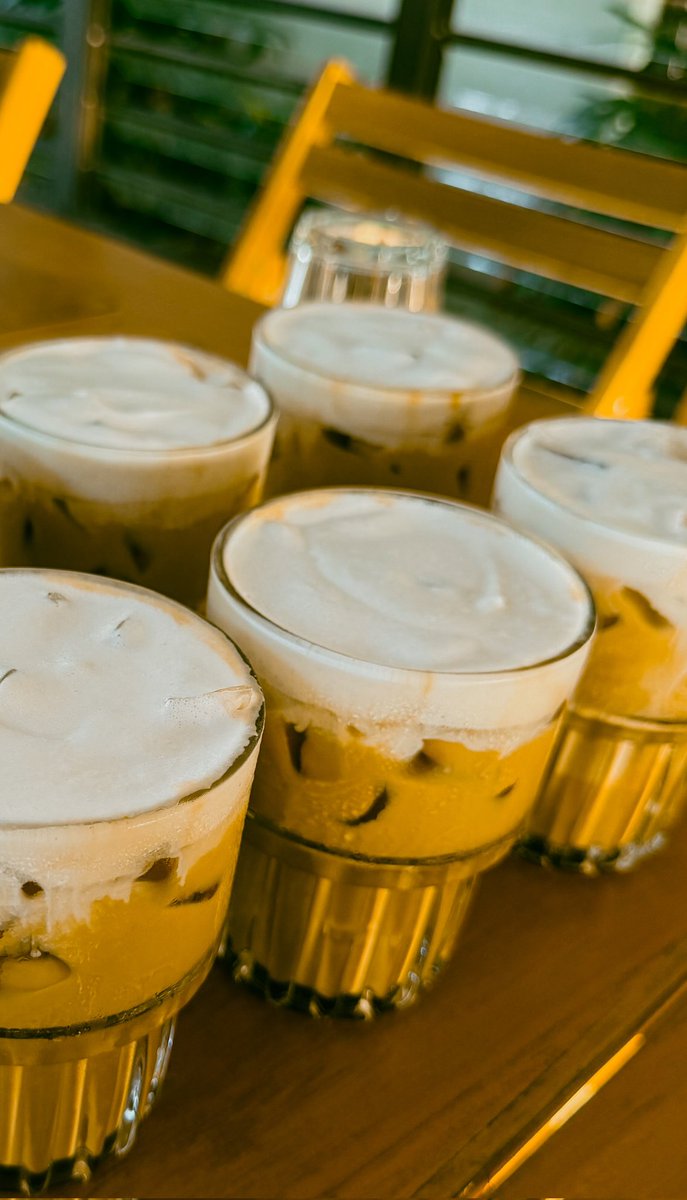 denaerys__'s tweet photo. Kalinto latte! 10/10 highly recommended! Haha. Harlan-liked hehe. https://t.co/4i27e8qt5X