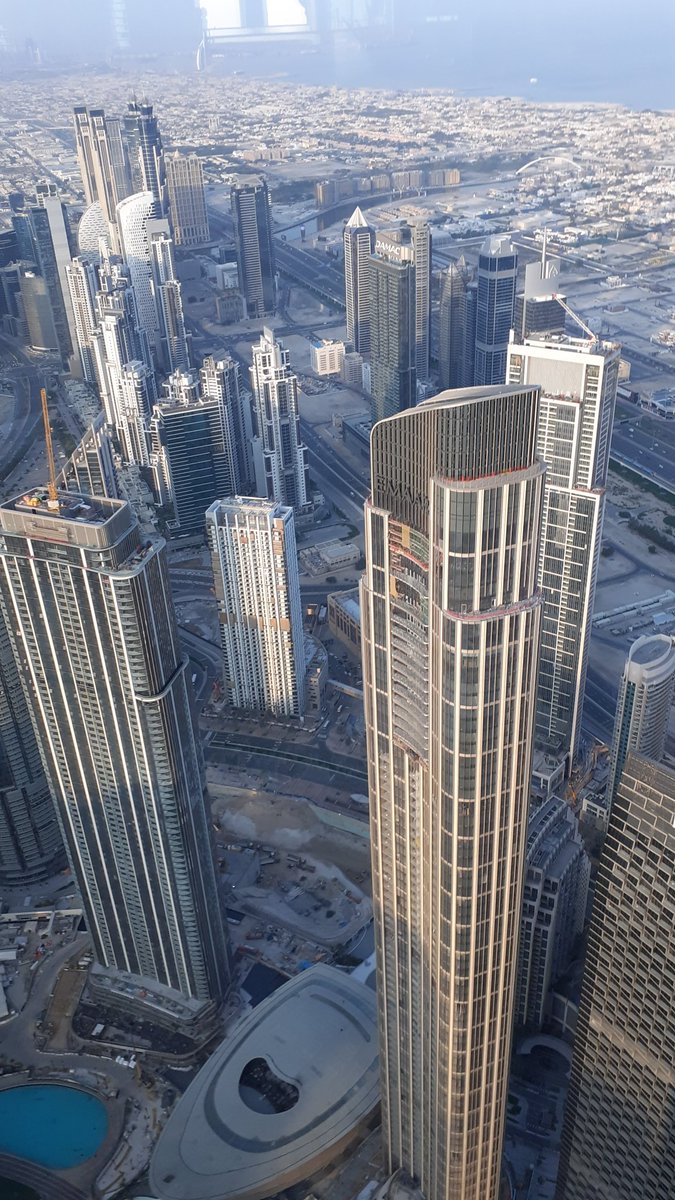 captsingh's tweet photo. ๐ฆ๐ช DUBAI: Most commercial activity working without disruption, authorities confirm.
But this city I've watched rise over the years now lives under a different sky.
Staying safe, staying hopeful.
#Dubai #UAE #StayingSafe
#MyPic https://t.co/Bb48TiLUl1