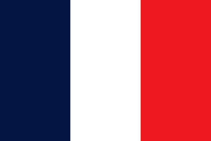 zelirth's tweet photo. Fellow artists! Share your nationality and art

✨My name is Fleur and Im a french illustrator✨🥐🥖 https://t.co/a6b76Rnri0