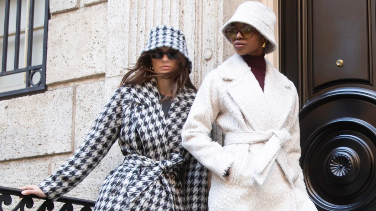 shop_lxuri's tweet image. Step into winter with style and performance. Explore SENTALER’S women’s outerwear collection that blends luxury design with cold-weather function. 

Learn more: bit.ly/3Oxaqt7

#Sentaler #OuterwearStyle #WinterFashion #LuxuryApparel #FW25 #LXURI