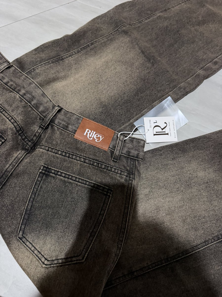 🧘🏻♀️⛸️ tweet media