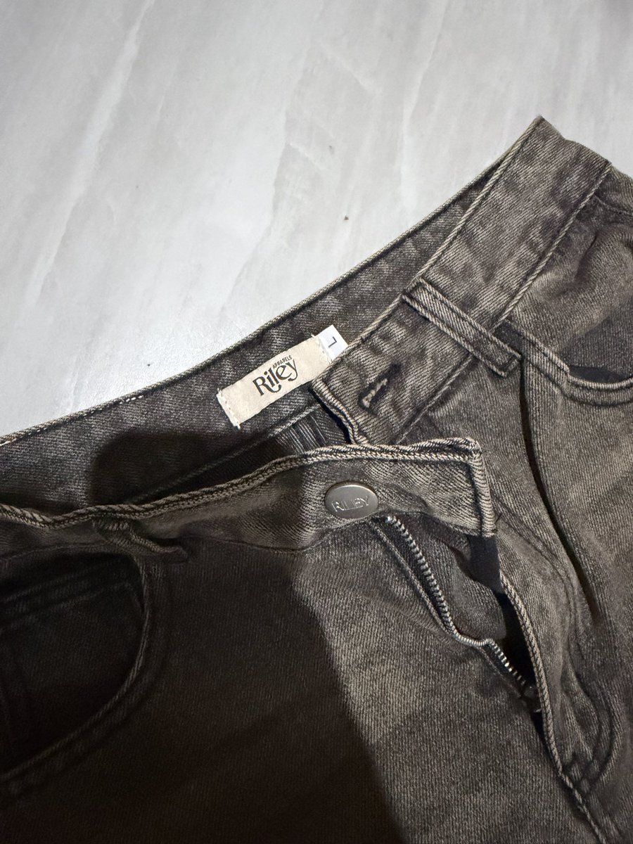 🧘🏻♀️⛸️ tweet media