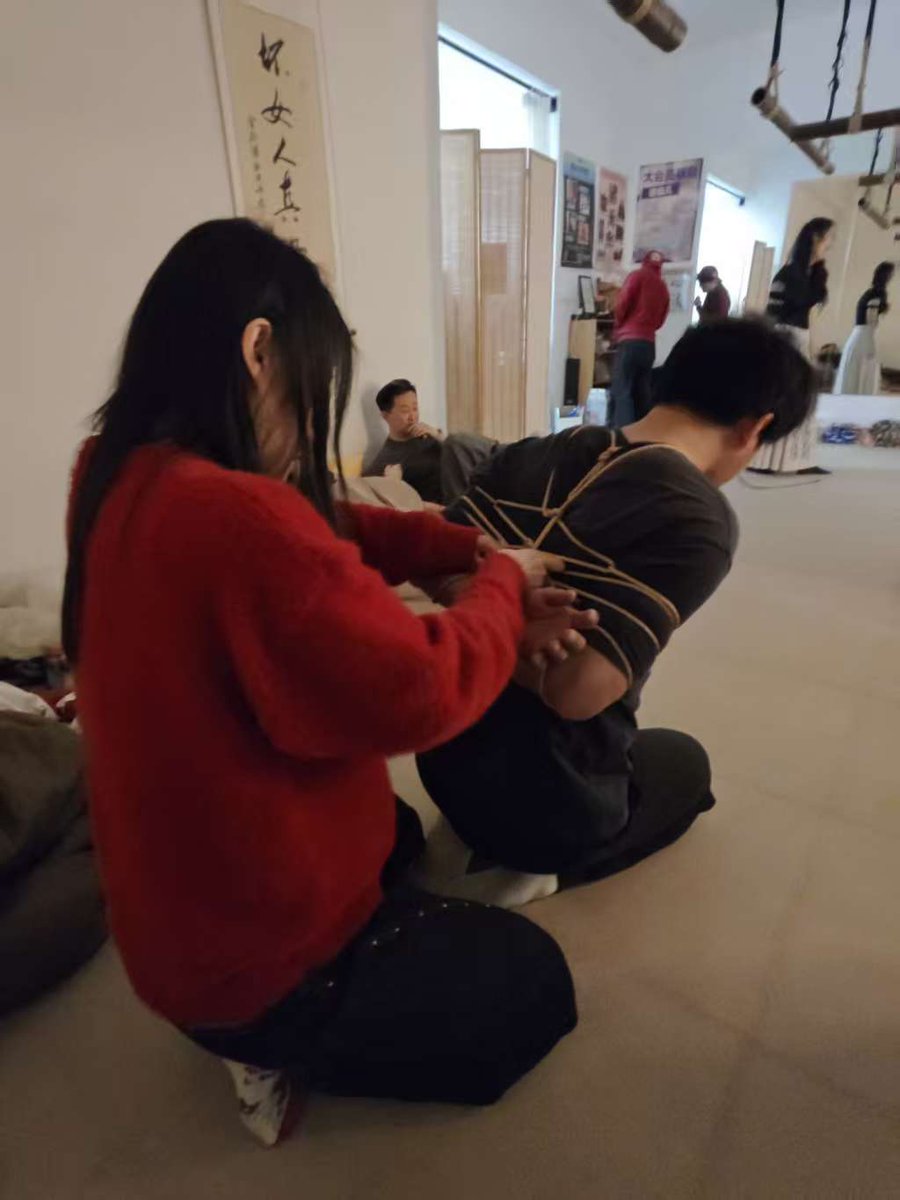 一只沈小逸 tweet media