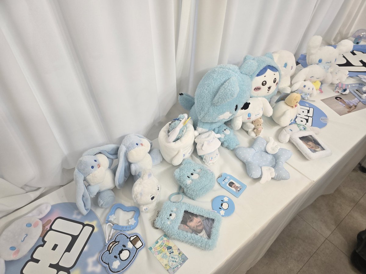 pulbbang2's tweet photo. #301things #해피한콩데이 🩵 https://t.co/2a2svsMimC