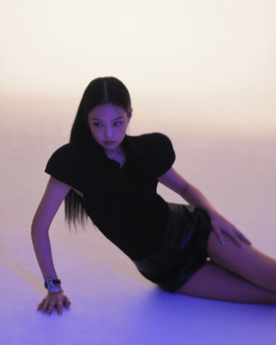 여러분 오늘이 다 가기 전에 엠카 투표해주세요💗  하루에 5번 할 수 있음 GO!