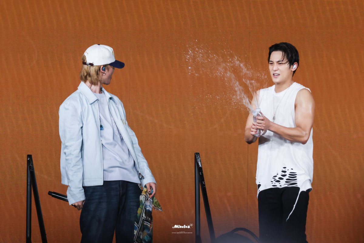 minutes89's tweet photo. 260301 NEW_
water🤙🏻
#세븐틴 #SEVENTEEN
#민규 #MINGYU #金珉奎 #ミンギュ
#디에잇 #THE8 #徐明浩 #ミンハオ
 #gyuhao #규잇 #奎八 #ギュハオ https://t.co/aEHHxtknHo