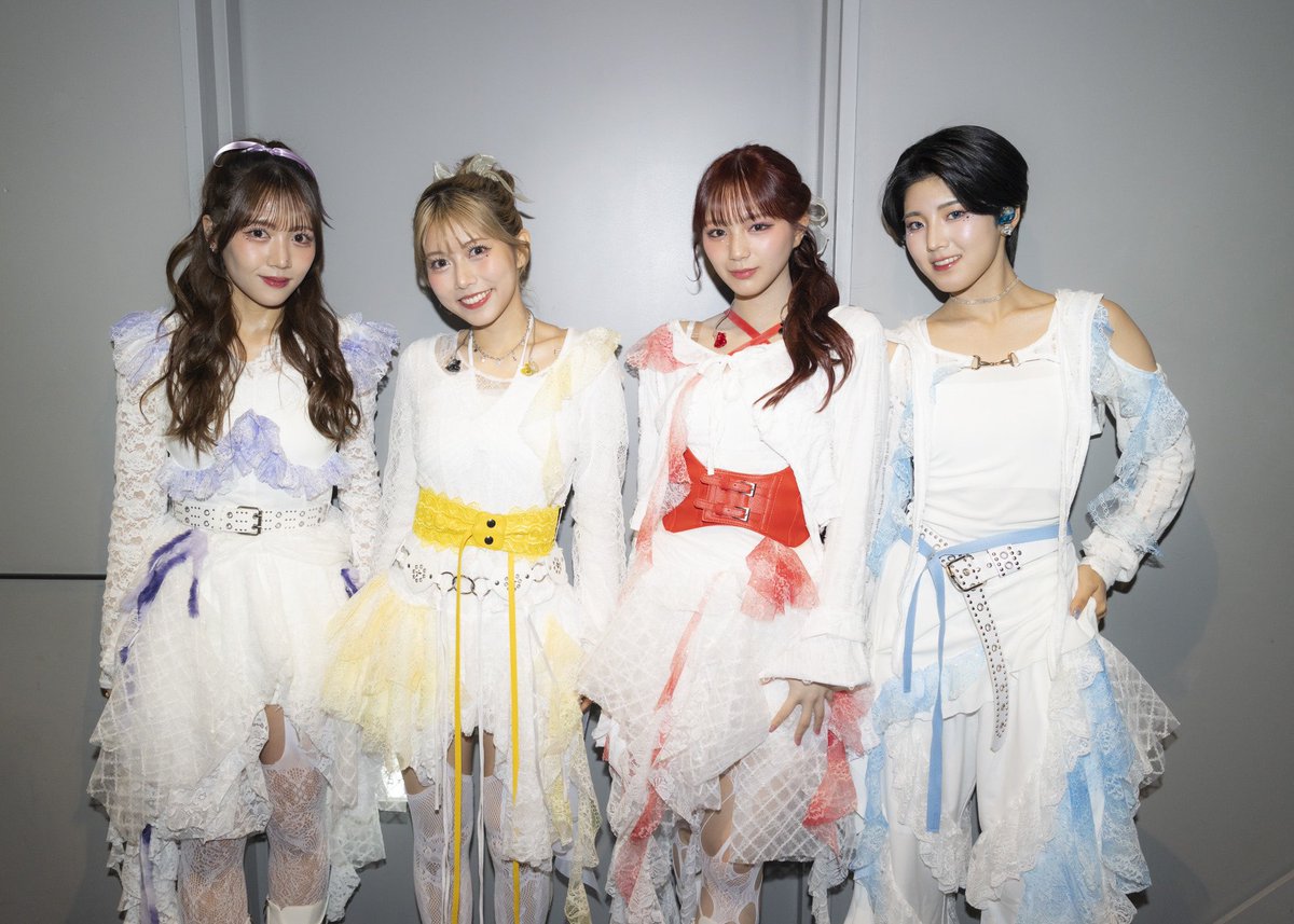 amefurasshi's tweet photo. 💐ツアーファイナル💐

AMEFURASSHI LIVE TOUR 2026 
“ALL-TIME HIGH”
東京公演
💜💛Chapter "Colors"❤️💙
ありがとうございました❤️‍🔥

📸RYOHEI TSUKADA

#AMEFURASSHI #ATH https://t.co/tKNHyEeb0B