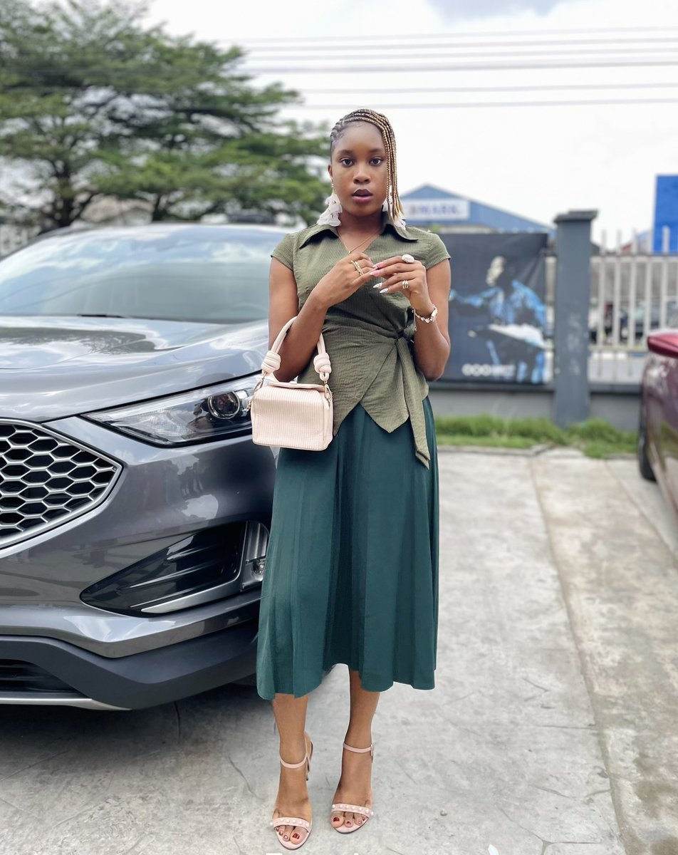 dimmathebrand's tweet photo. Day 60/365
Happy New Month….

I’m salt, I’m precious to God

Long time no Sunday pics
📸 @the_danielade https://t.co/LWmL8nuRdf