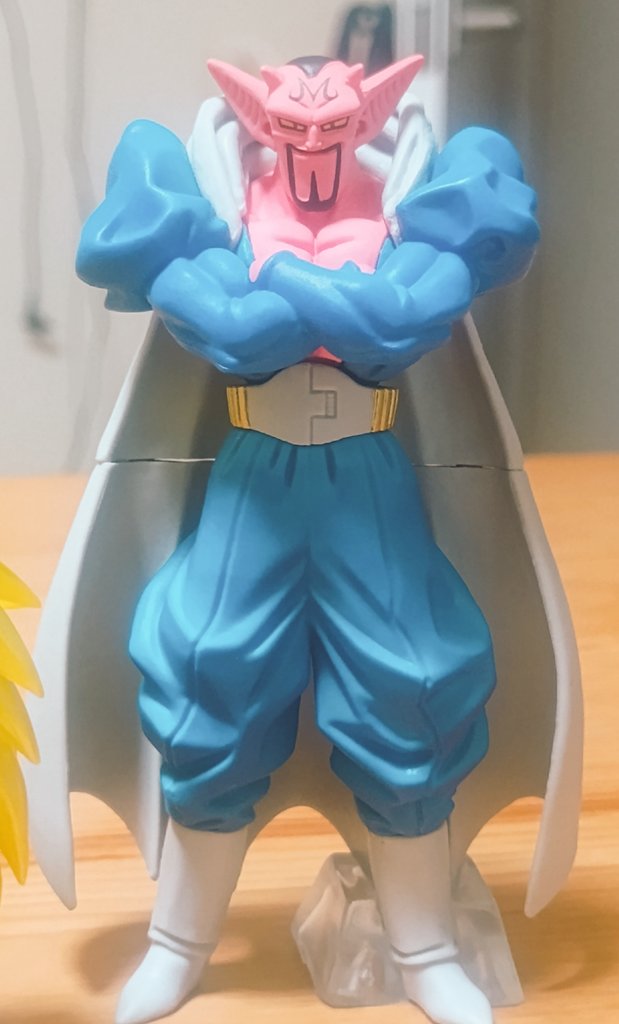 Anotherの出来が微妙だったので
「ドラゴンボールhgももう終わりかな…」と思っていたけど、今回めちゃくちゃ出来が良くて驚いた。
てか今回もベジータ出なかったよ…。