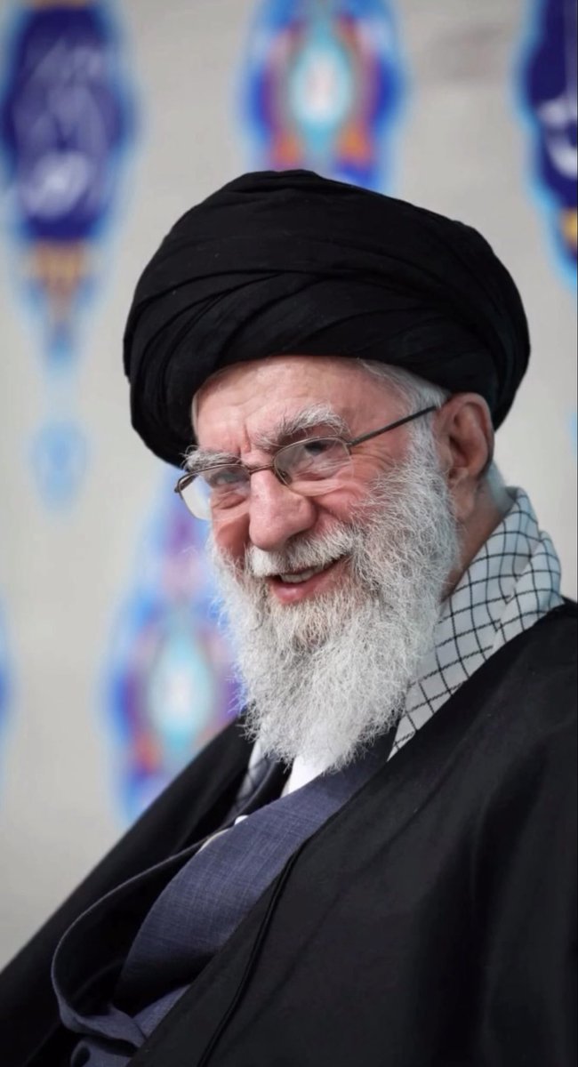 mateensarwarr's tweet photo. In the Name of God, the Compassionate, the Merciful

Among the faithful are men who fulfill what they have pledged to Allah: there are some among them who have fulfilled their pledge, and some of them who still wait, and they have not changed in the least (Holy Quran 33:23). https://t.co/CaHicmv5d5