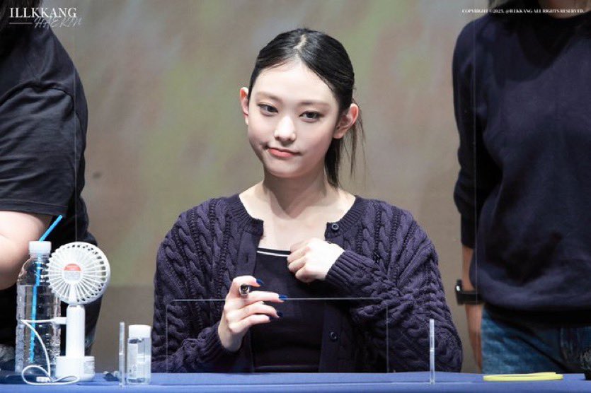 시켜줘강해린명예소방관 tweet media