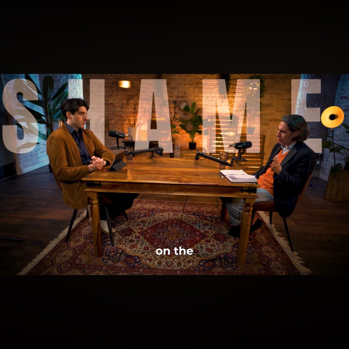 The wonderful <a href="/M_Steeples/">Matthew Steeples</a> sits with 
<a href="/AndrewGold_ok/">Andrew Gold - See Heretics LIVE (Link in Bio)</a>  to discuss Andrew and how Fergie was offering her daughters to Epstein. 

▪️youtu.be/t8Aizk4A1RA?si…