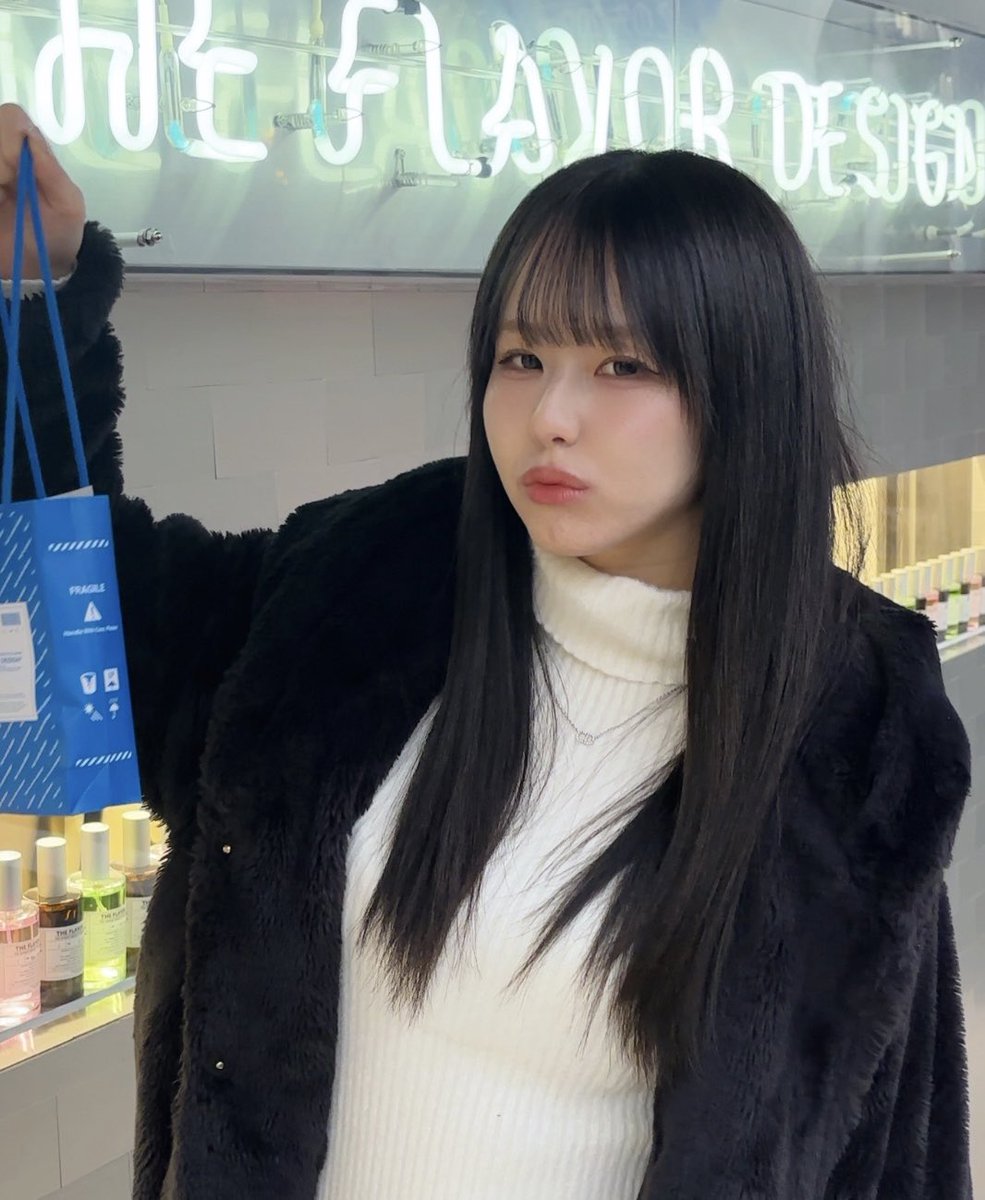 rechi_sub's tweet photo. 1年ずつこれだから彼氏はたぶん彼女変わった？って言われてると思う https://t.co/BS9HT66zQs