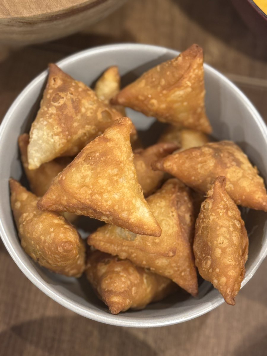 Honestly, it’s not a snack, it’s a main character. #DhivehiMoments