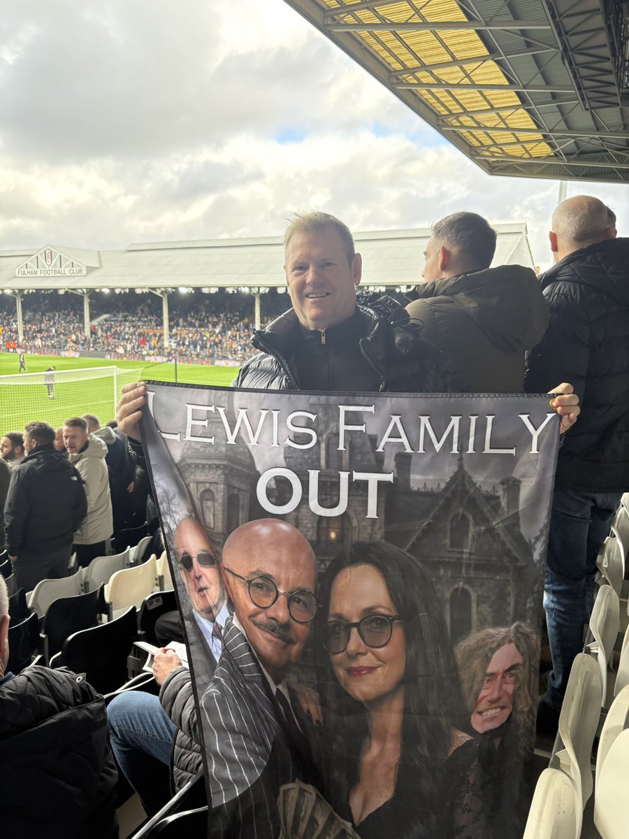 Billytheyid70's tweet photo. WE WANT OUR TOTTENHAM BACK #COYS #THFC #Langeout #Vianiout #enicout https://t.co/bkfR4eyju0