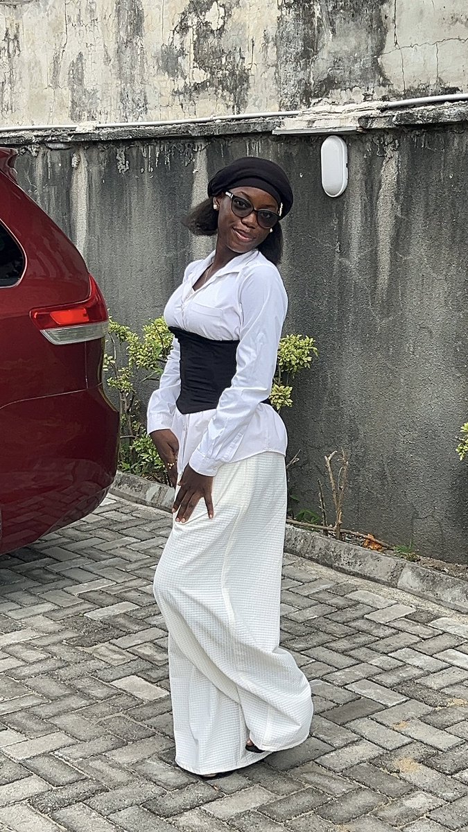 AriyoSarah10214's tweet photo. Let your wedding ceremony honor Jehovah in whatever way you chose , the aim is to make Jehovah happy and have a lasting marriage 🤭
What’s your Sunday meeting like
Care to share ?
#jw https://t.co/0aaPnZN7lZ