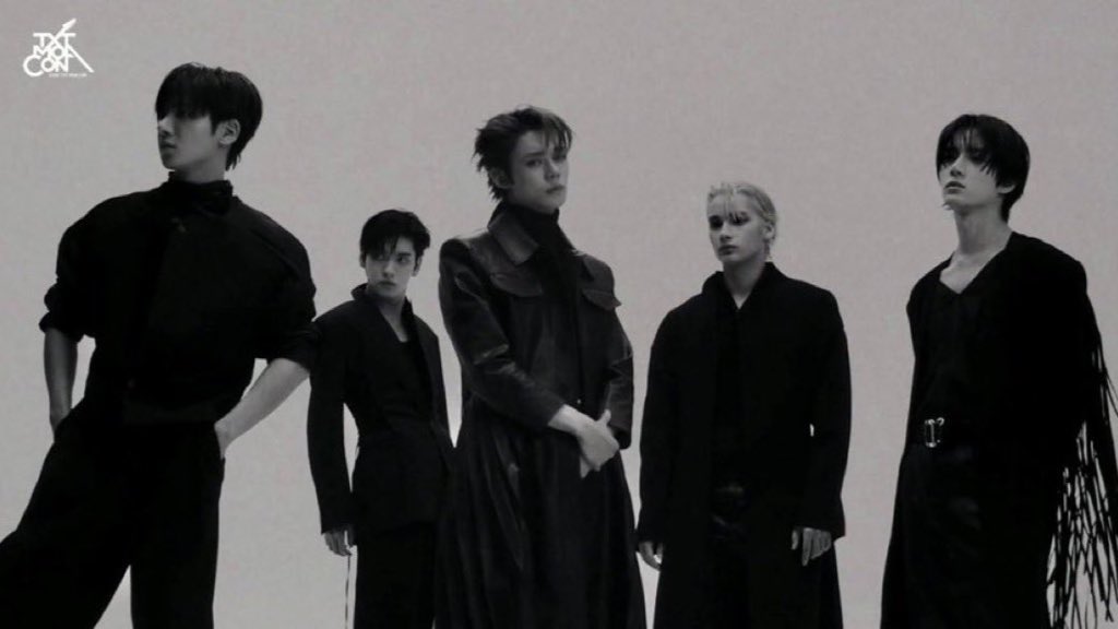 📣 Estamos nos trendings do Brasil, MOAs! 🔥

Continuem usando as tags e divulgando o comeback do TXT

TXT NEW ERA IS COMING
#TOMORROW_X_TOGETHER